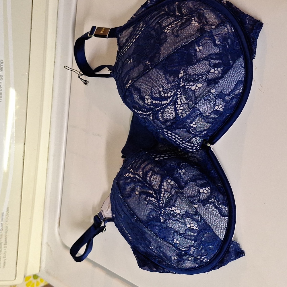 Victoria secret bra sz 36dd